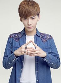 世界欠我一个初恋夏柯的扮演者介绍、是谁演的？