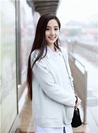 戏精女主桃花多苏向晚的扮演者介绍、是谁演的？