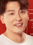 生活万岁曾志东的扮演者介绍、是谁演的？