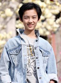 思美人卢乙的扮演者介绍、是谁演的？