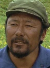 猎狼者努尔的扮演者介绍、是谁演的？