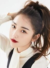 世界欠我一个初恋姚晴的扮演者介绍、是谁演的？