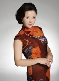 世界欠我一个初恋邢母的扮演者介绍、是谁演的？