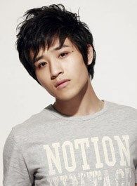 一剪芳华佐藤的扮演者介绍、是谁演的？