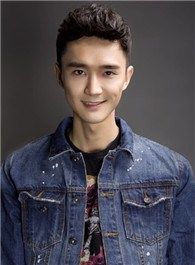 欢喜密探洪帮乙的扮演者介绍、是谁演的？