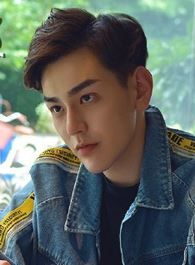 上锁的房间叶俊的扮演者介绍、是谁演的？