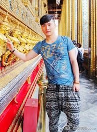 毛泽东三兄弟郑亦胜的扮演者介绍、是谁演的？