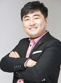 您好母亲大人方牧的扮演者介绍、是谁演的？