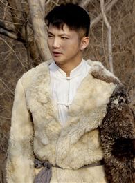 主妇也要拼小勇的扮演者介绍、是谁演的？