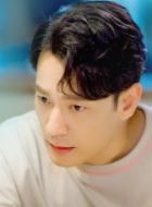 陪你一起长大奚彬的扮演者介绍、是谁演的？