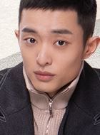 我在他乡挺好的简亦繁的扮演者介绍、是谁演的？