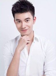 最初的相遇最后的别离杨城的扮演者介绍、是谁演的？