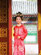 小戏骨红楼梦王熙凤的扮演者介绍、是谁演的？