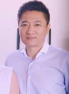 我的体育老师校长的扮演者介绍、是谁演的？