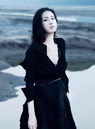 酸甜苦辣小夫妻肖燕的扮演者介绍、是谁演的？