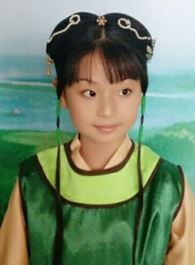 小戏骨红楼梦李嬷嬷的扮演者介绍、是谁演的？