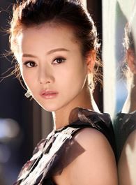 一马换三羊伊娜的扮演者介绍、是谁演的？