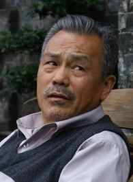 你是我的亲人高爷爷的扮演者介绍、是谁演的？