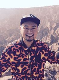 鄂尔多斯风暴小津二郎的扮演者介绍、是谁演的？