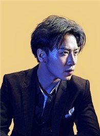 那江烟花那江雨穆院判的扮演者介绍、是谁演的？