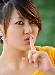 我的朋友陈白露小姐程母的扮演者介绍、是谁演的？