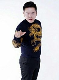 奇星记之鲜衣怒马少年时毒贩的扮演者介绍、是谁演的？