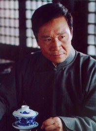 铁面御史潘园的扮演者介绍、是谁演的？