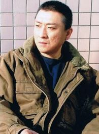 暧昧侦探郑华的扮演者介绍、是谁演的？