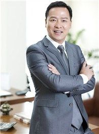 我的冤家住对门杨玉刚的扮演者介绍、是谁演的？