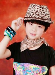 熊爸熊孩子秦壮壮的扮演者介绍、是谁演的？