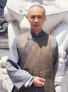 糊涂县令郑板桥吴良方的扮演者介绍、是谁演的？