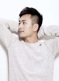 夜天子张宏轩的扮演者介绍、是谁演的？