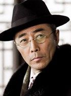 俺爹是卧底秋山静的扮演者介绍、是谁演的？