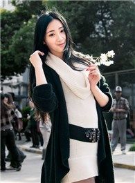 长在面包树上的女人简小棉的扮演者介绍、是谁演的？