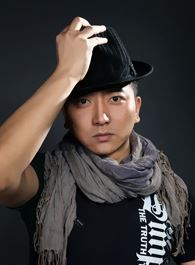 国宝奇旅小岛健一郎的扮演者介绍、是谁演的？