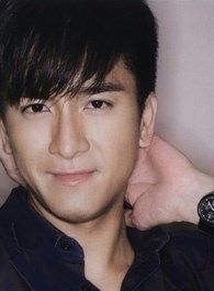 陀枪师姐2021英的扮演者介绍、是谁演的？