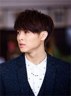 我的老爸是奇葩杜博伦的扮演者介绍、是谁演的？