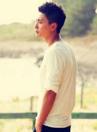 长在面包树上的女人林方文的扮演者介绍、是谁演的？