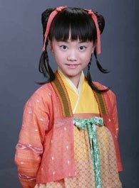 神探狄仁杰4之情花金人案霜儿的扮演者介绍、是谁演的？