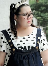 一马换三羊鲁铁红的扮演者介绍、是谁演的？