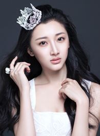 我是杜拉拉安薇薇的扮演者介绍、是谁演的？