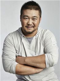 复合大师小金的扮演者介绍、是谁演的？