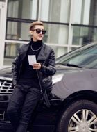 爱上女总裁冷锋的扮演者介绍、是谁演的？