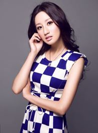 半步之遥军医柳晴的扮演者介绍、是谁演的？