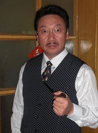 一个人战争王向荣的扮演者介绍、是谁演的？