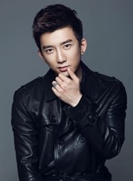 爱在星空下白铭的扮演者介绍、是谁演的？