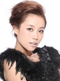 温暖的村庄纪云的扮演者介绍、是谁演的？