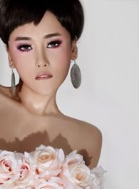 给幸福下订单边美丽的扮演者介绍、是谁演的？