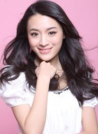 喋血长江罗莎的扮演者介绍、是谁演的？