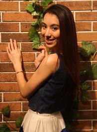 贴身校花第二季柳馨的扮演者介绍、是谁演的？